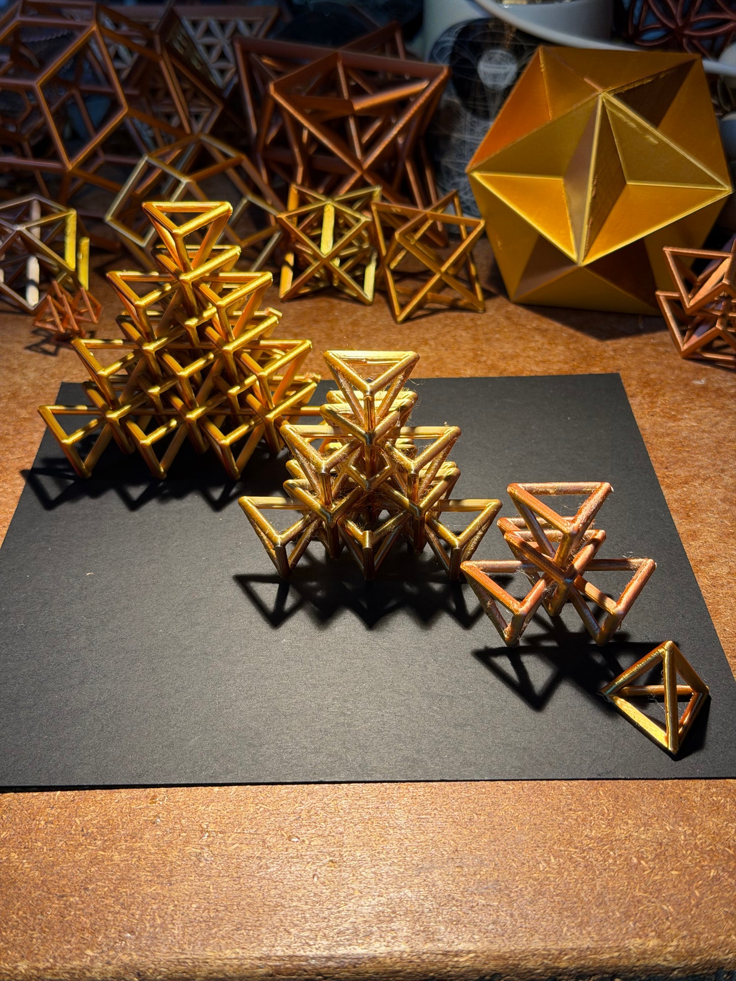Set of Order 1,2,3,4 stacked and interlinked Tetrahedrons - Nature of Flowers