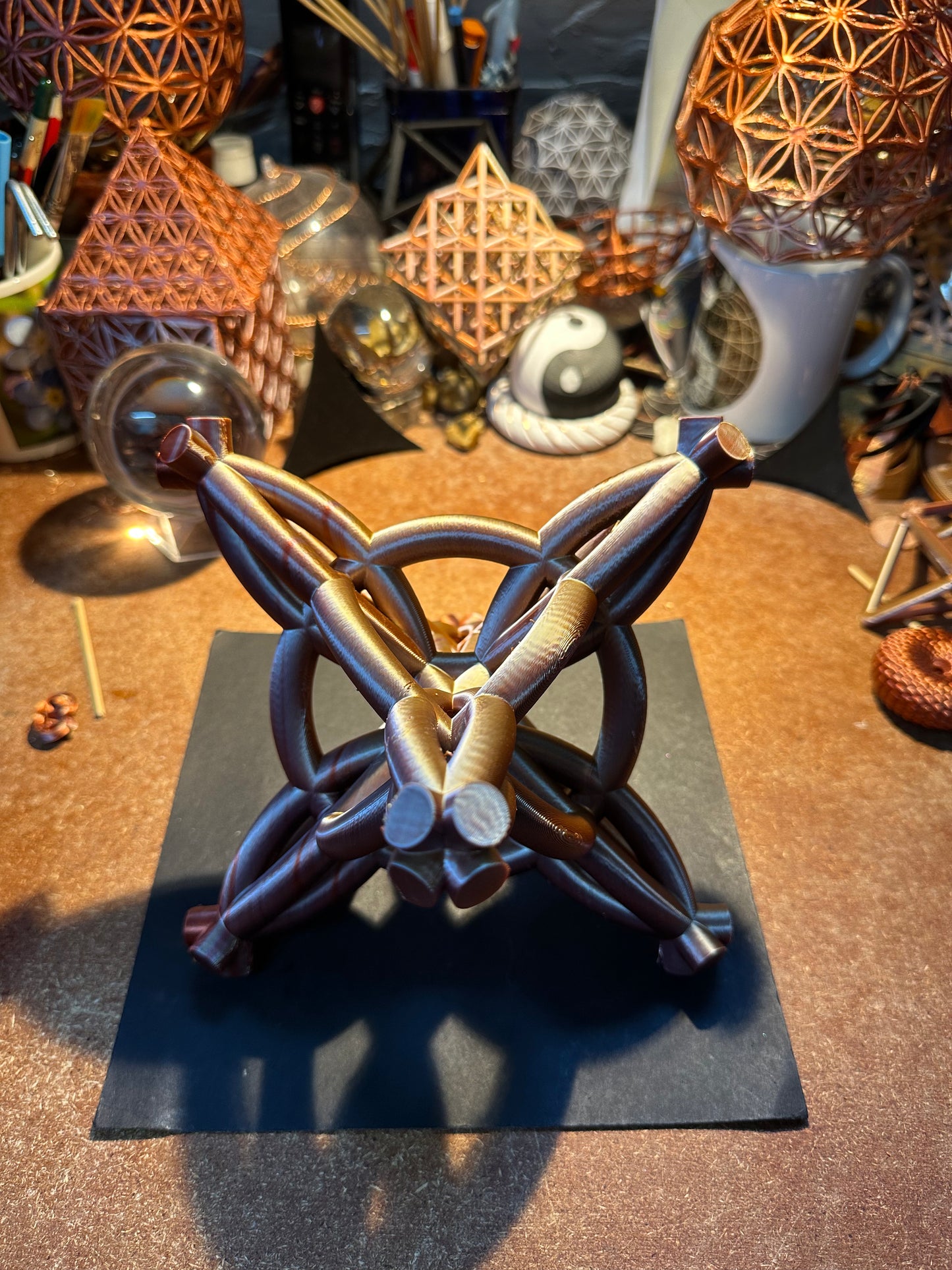 Tri-Unity Geometric Sculpture – 3D-Printed Kinetic-Form Art Piece 24cm - Nature of Flowers