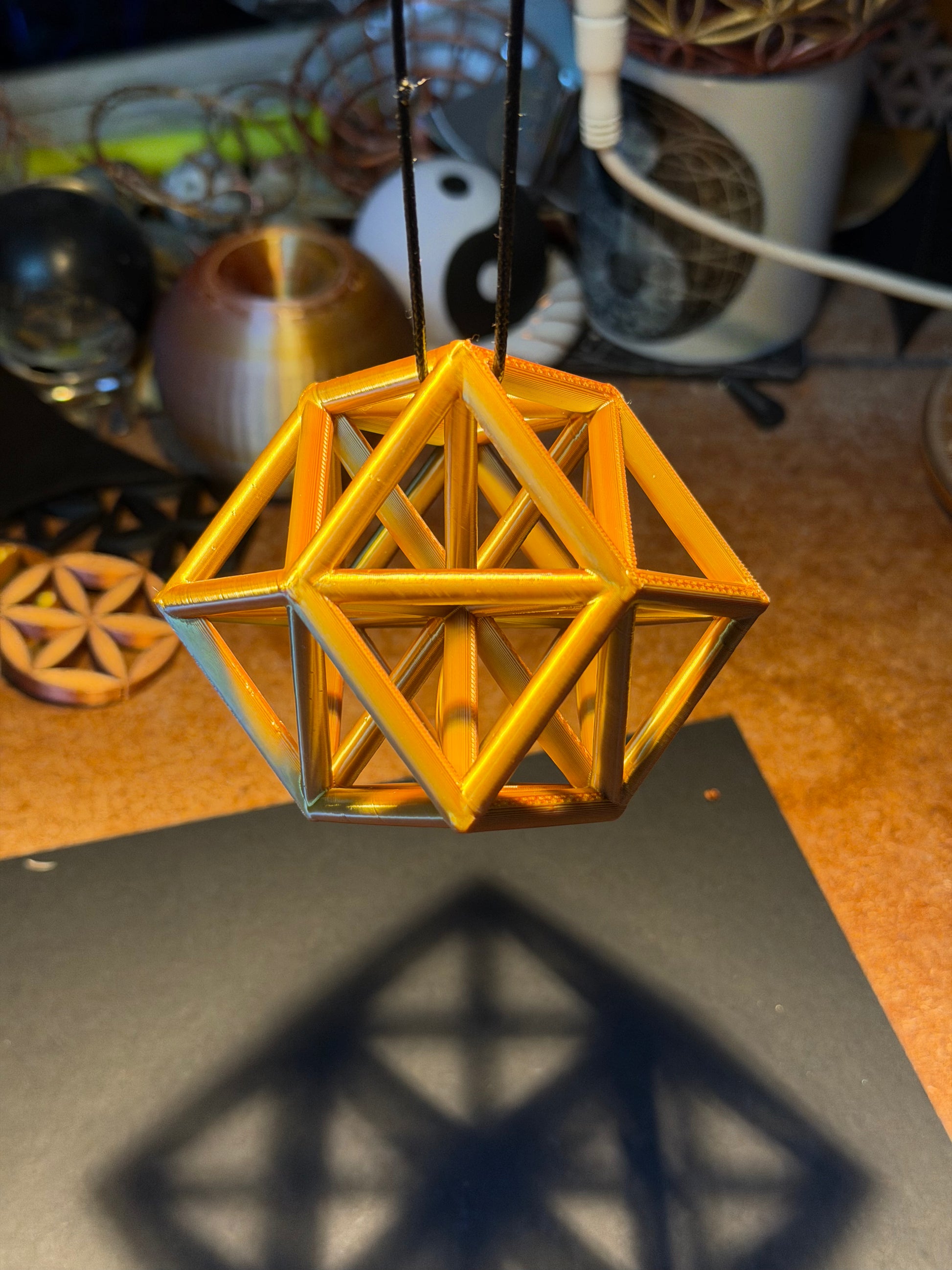 The Rhombic Dodecahedron - Nature of Flowers