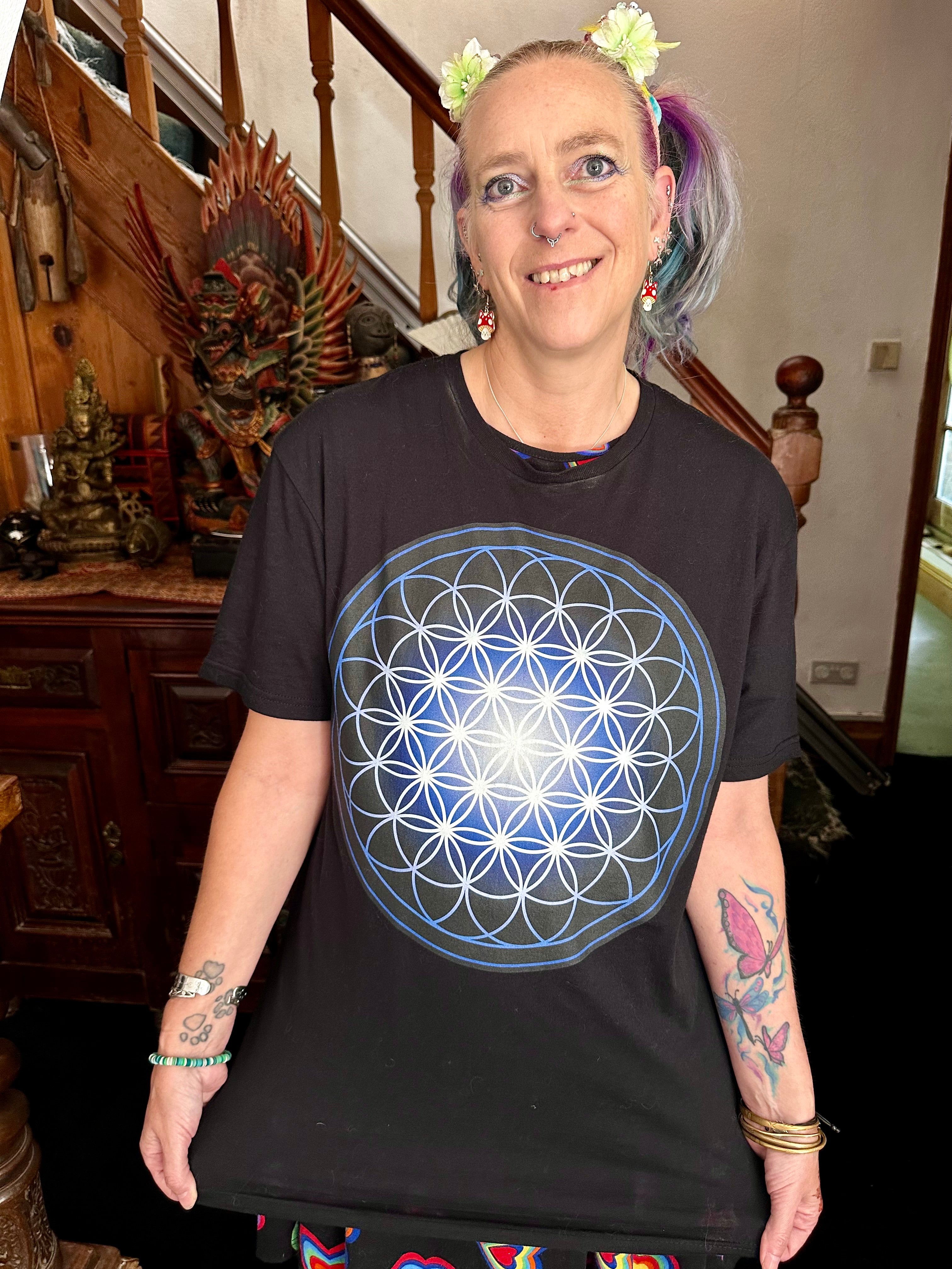 Flower of Life in Blue Women s T Shirt Nature of Flowers