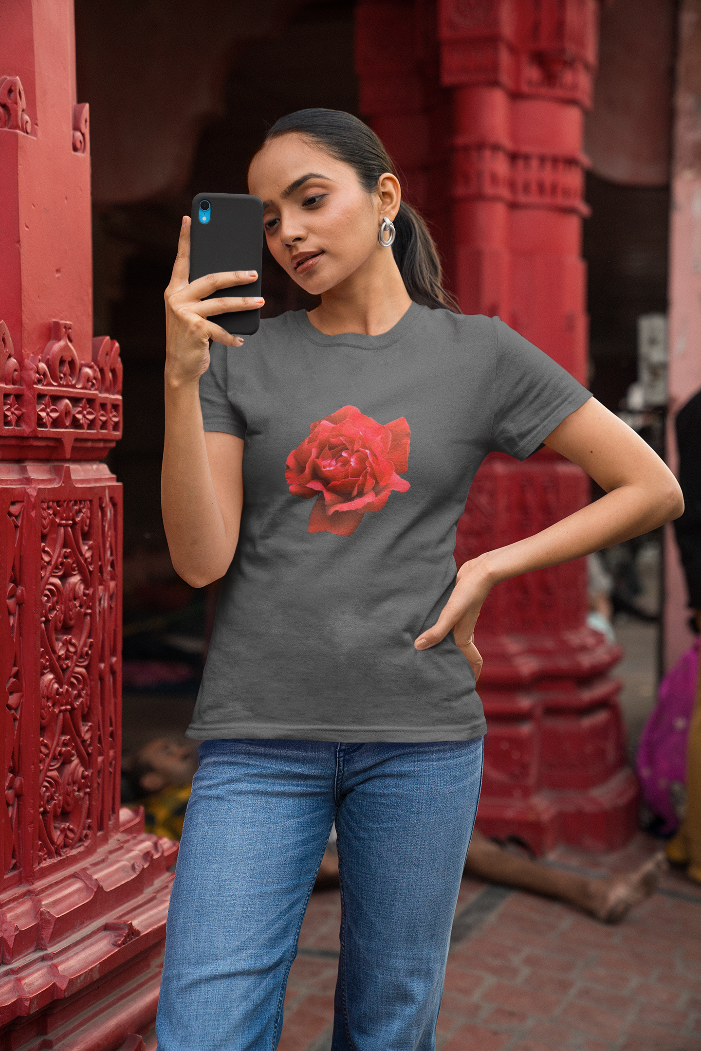 Red Rose Women's T-Shirt